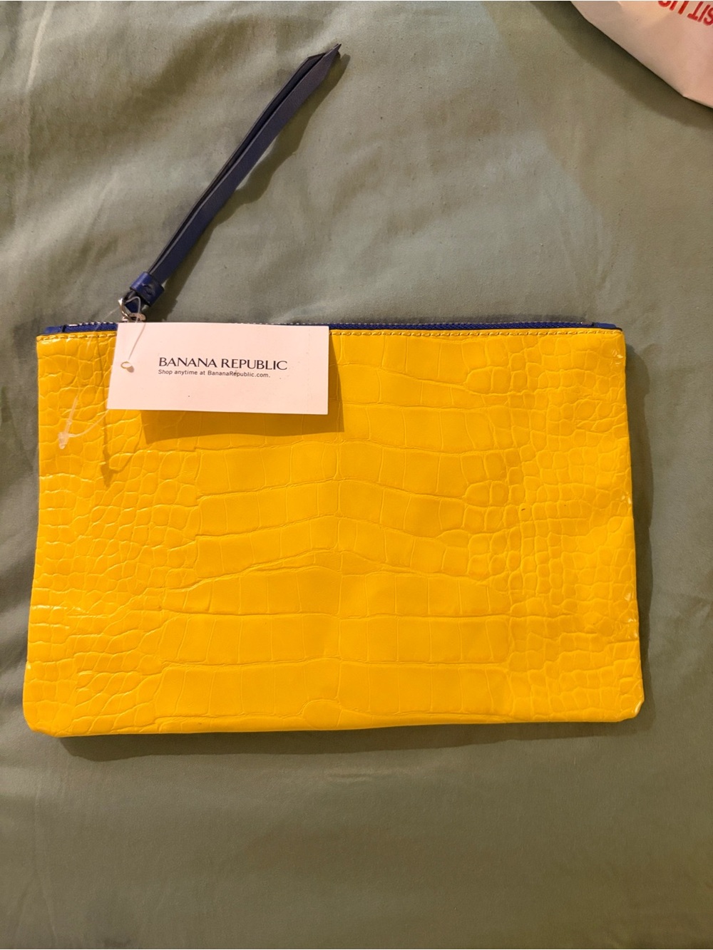 Banana Republic Bright Yellow Croc-Embossed Wristlet with Navy Strap